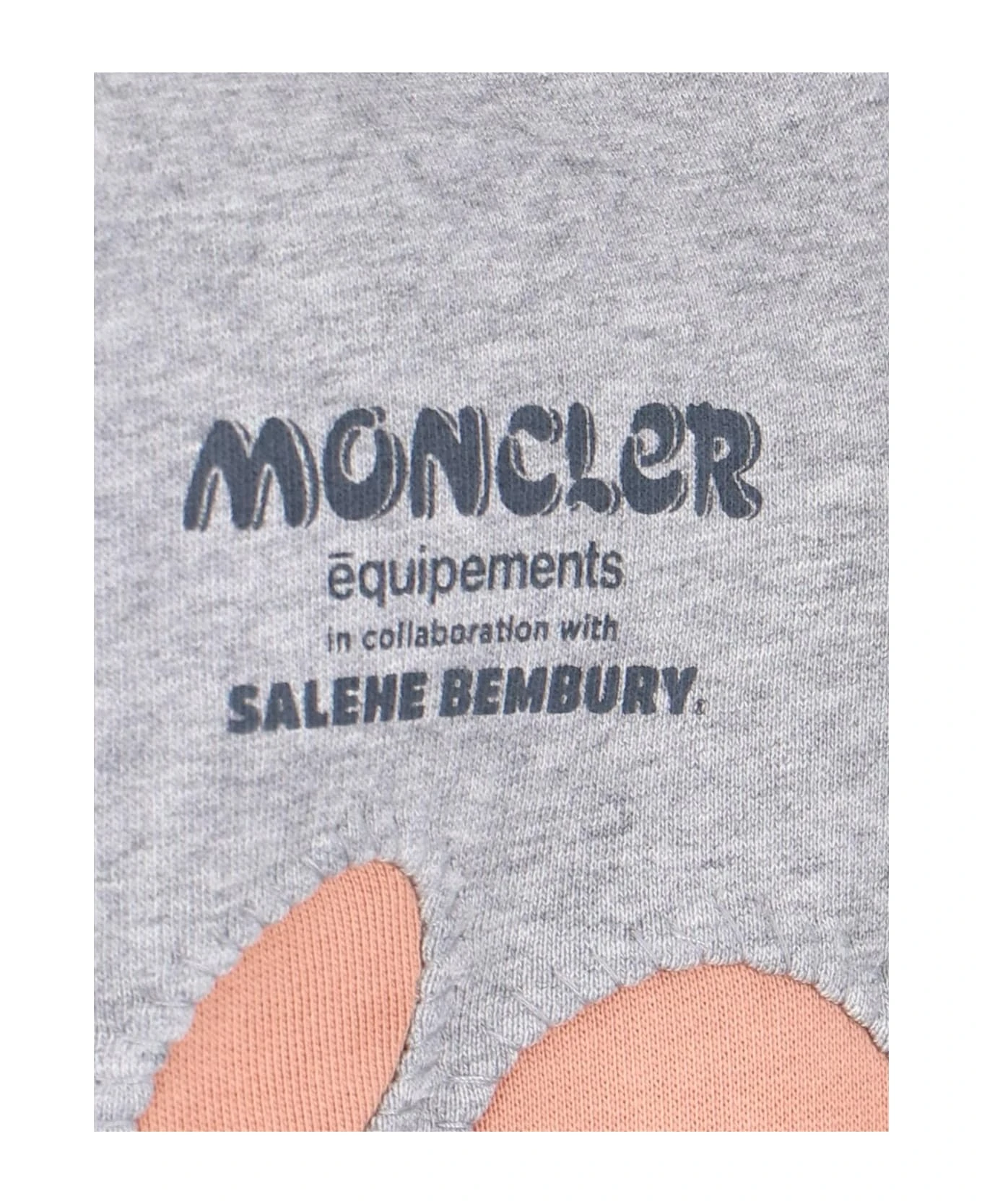 X Salehe Bembury Crewneck Sweatshirt 3 X Salehe Bembury Crewneck Sweatshirt