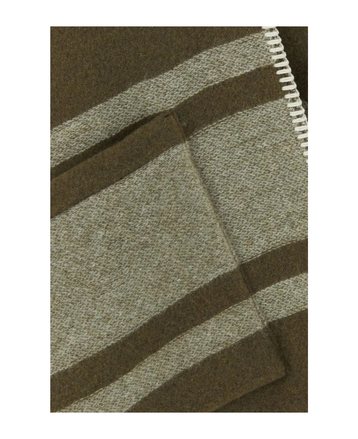 Golden Goose Olive Green Wool Blend Davie Cape 5 Golden Goose Olive Green Wool Blend Davie Cape - Image 3